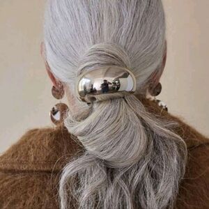 Silver dome pony cuff metal hair clip; nwot